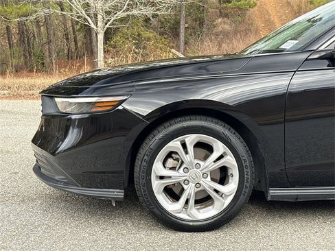 Used 2024 Honda Accord LX image 19