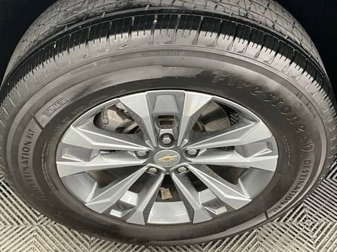 Used 2025 Chevrolet Equinox LT image 29