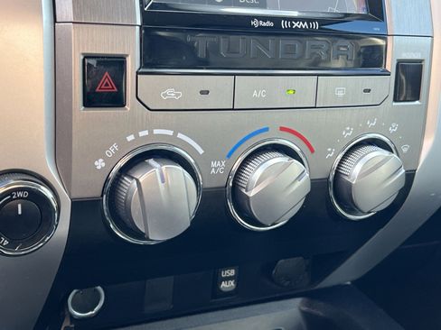 Used 2017 Toyota Tundra SR5 image 21