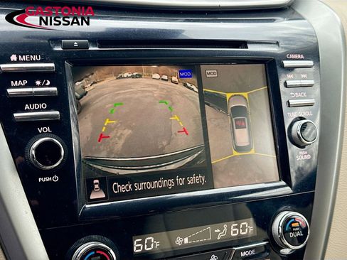 Used 2023 Nissan Murano SL image 18