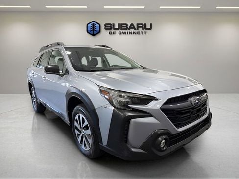 Certified 2025 Subaru Outback 2.5i image 7