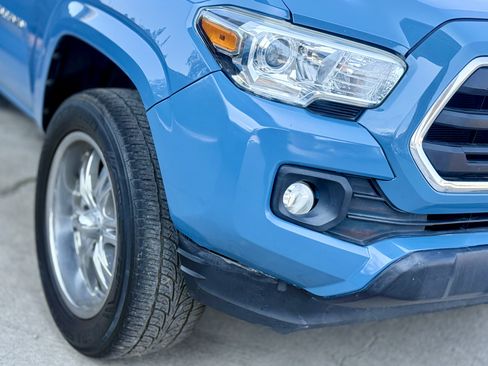 Used 2019 Toyota Tacoma SR5 RWD image 7