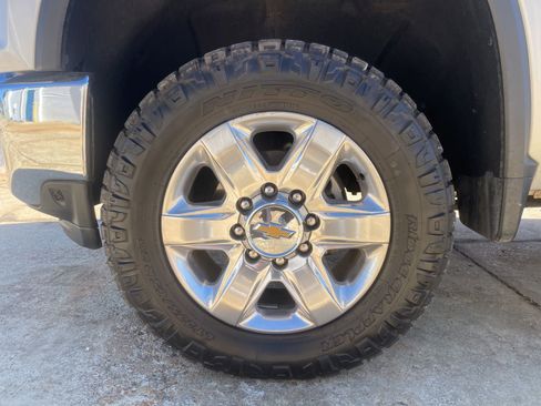 Used 2022 Chevrolet Silverado 2500 LTZ w/ Gooseneck/5TH Wheel Package image 7