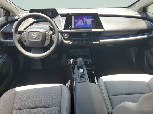 Used 2026 Toyota Prius XLE FWD image 11