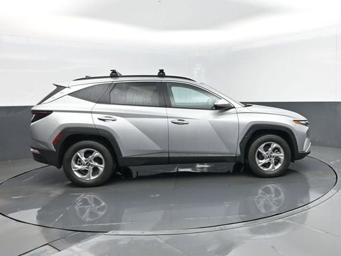 Used 2023 Hyundai Tucson SEL w/ Winter Package AWD/4WD image 4