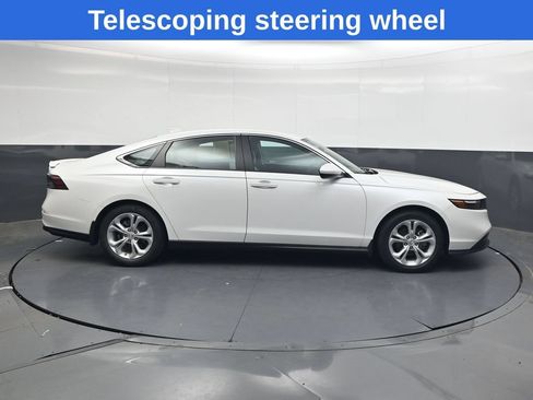 Used 2023 Honda Accord LX image 3