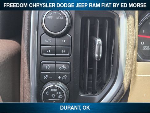 Used 2020 Chevrolet Silverado 2500 LTZ w/ LTZ Texas Edition AWD/4WD image 16