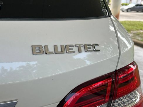 Used 2012 Mercedes-Benz ML 350 BlueTEC 4MATIC image 22