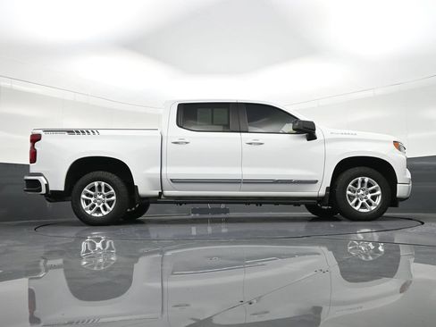 Used 2024 Chevrolet Silverado 1500 RST image 28