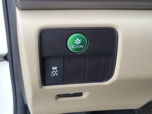 Used 2013 Honda Accord LX image 23