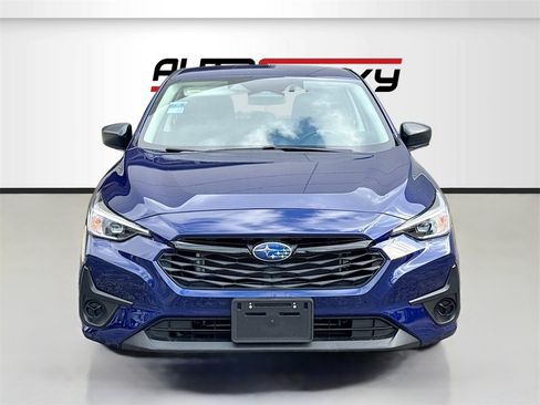 Used 2025 Subaru Impreza 2.0i image 2