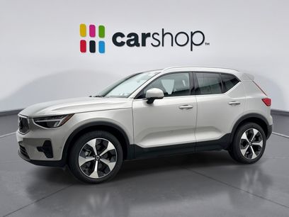 Used 2025 Volvo XC40 B5 Plus