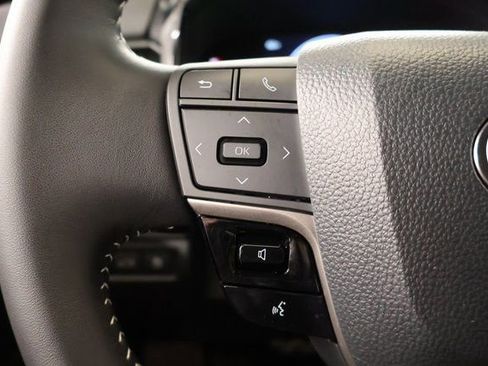 Used 2026 Toyota Camry SE FWD image 18