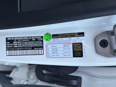 Used 2023 Mercedes-Benz S 580 4MATIC Sedan image 32