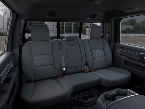 New 2026 RAM 3500 Big Horn AWD/4WD image 16
