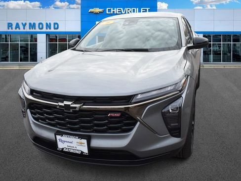 New 2026 Chevrolet Trax RS image 8