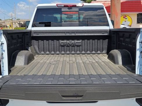 New 2026 GMC Sierra 2500 Denali Ultimate w/ Max Trailering Package AWD/4WD image 9