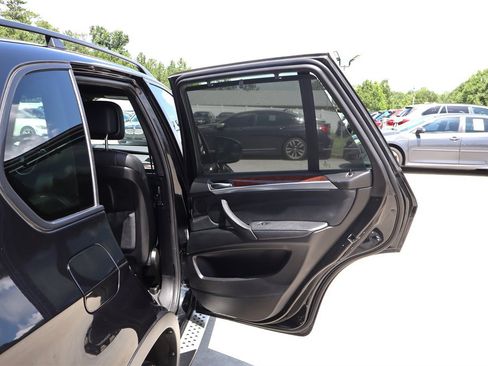 Used 2012 BMW X5 xDrive50i AWD/4WD image 32