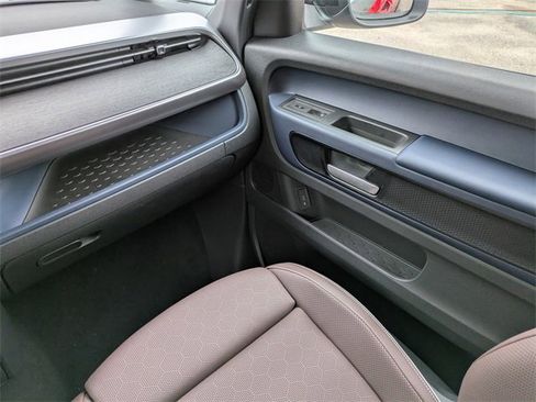 New 2025 Volkswagen ID. Buzz Pro S Plus image 23