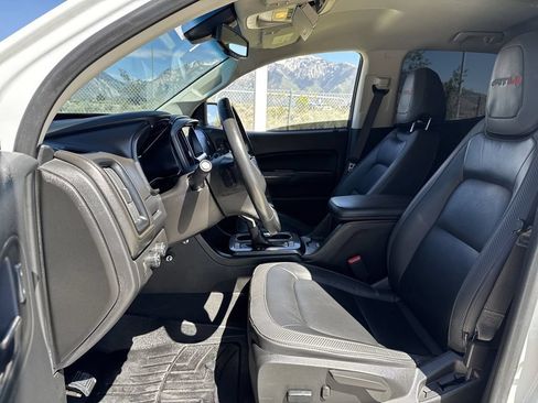 Used 2022 GMC Canyon AT4 w/ Trailering Package AWD/4WD image 16