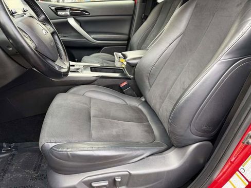 Used 2022 Mitsubishi Eclipse Cross SE image 14