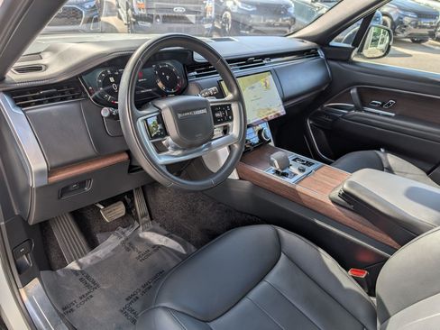 Used 2023 Land Rover Range Rover Autobiography AWD/4WD image 16
