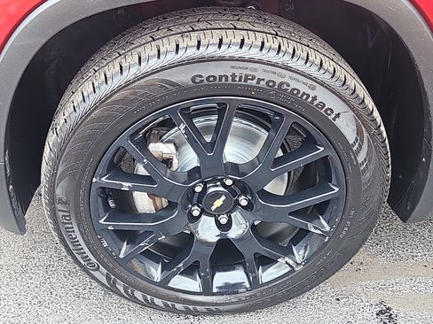 Used 2022 Chevrolet Trax LT w/ Driver Confidence Package image 4