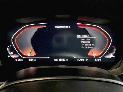 Used 2023 BMW M550i xDrive w/ Executive Package image 21