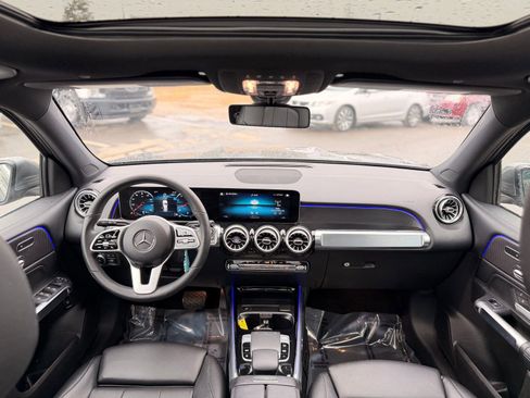 Used 2020 Mercedes-Benz GLB 250 GLB 250 image 21