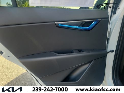 New 2026 Kia Niro LX FWD image 12