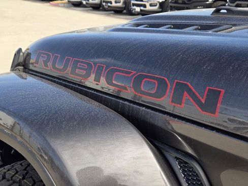 New 2025 Jeep Gladiator Rubicon image 6