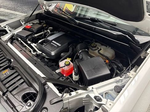 Used 2023 GMC Sierra 1500 AT4 w/ AT4 Premium Package AWD/4WD image 33