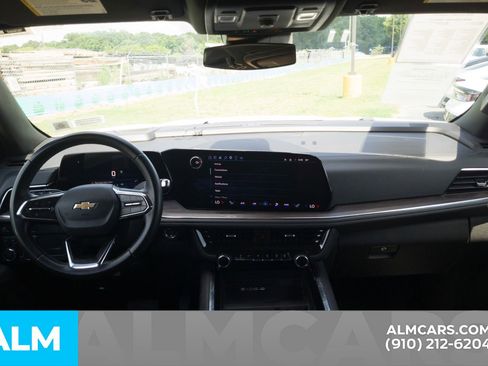 Used 2025 Chevrolet Tahoe LT AWD/4WD image 21