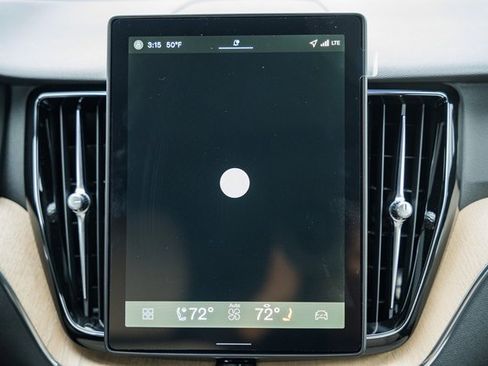 New 2026 Volvo XC60 B5 Plus w/ Protection Package Premier image 21