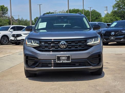Used 2023 Volkswagen Atlas SEL R-Line AWD/4WD image 4