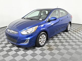Used 2016 Hyundai Accent SE video 2