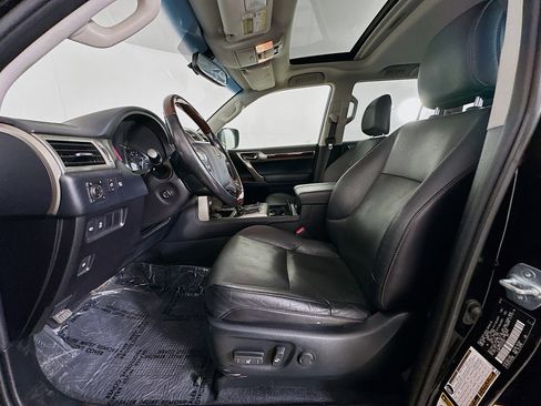 Used 2018 Lexus GX 460 Premium image 13