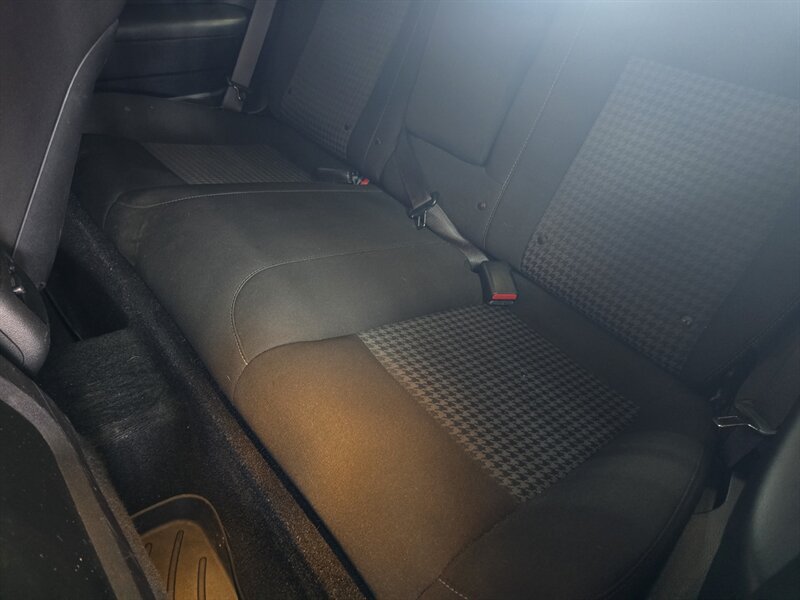 Used 2022 Dodge Challenger R/T w/ Blacktop Package RWD image 10