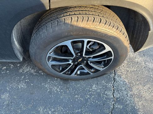 Used 2025 Chevrolet TrailBlazer LT image 28