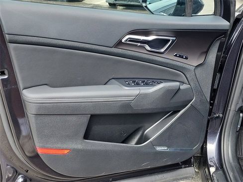 New 2026 Kia Sportage SX image 10