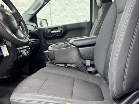 Used 2021 Chevrolet Silverado 1500 Custom AWD/4WD image 7