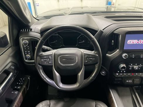 Used 2021 GMC Sierra 2500 Denali w/ Denali Ultimate Package AWD/4WD image 11