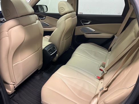 Certified 2024 Acura RDX SH-AWD w/ Advance Package image 18