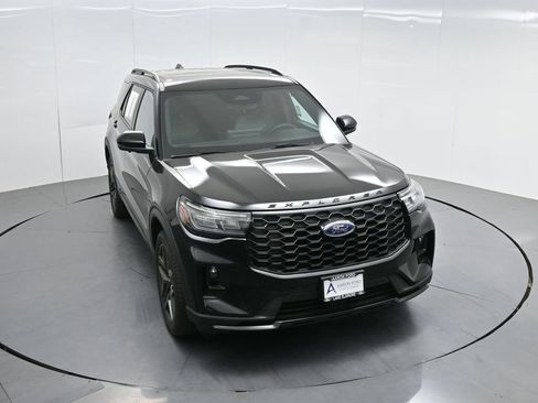 Used 2025 Ford Explorer ST-Line w/ Premium Package AWD/4WD image 49