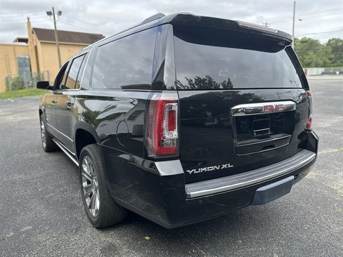 Used 2016 GMC Yukon XL Denali w/ Open Road Package AWD/4WD image 6