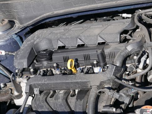 Used 2024 Hyundai Venue Limited FWD image 10