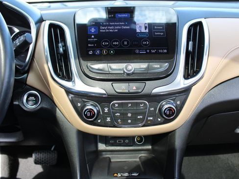Used 2022 Chevrolet Equinox Premier image 15