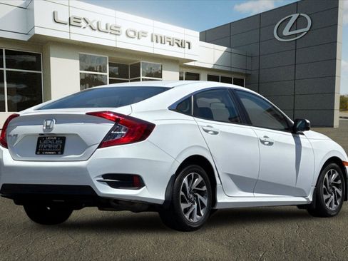 Used 2016 Honda Civic EX image 8