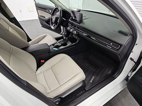 Used 2024 Honda Civic EX-L image 34