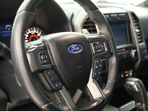 Used 2017 Ford F150 Raptor w/ Equipment Group 802A Luxury AWD/4WD image 16